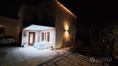 Porzione di bifamiliare come nuova in classe A4