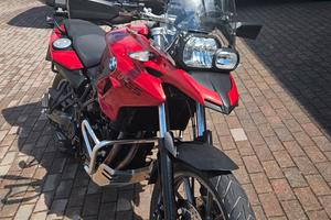 f 700 gs