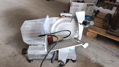 Affettatrice professionale RHENINGHAUS usata 330