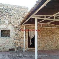 Casa, Montelepre.