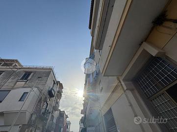 3 LOCALI A CASTELLAMMARE DI STABIA