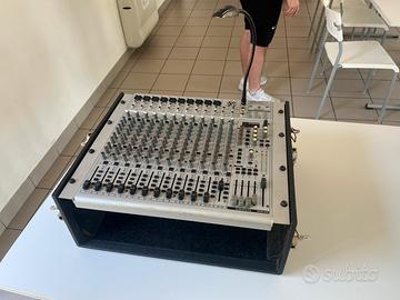 Mixer behringer eurorack