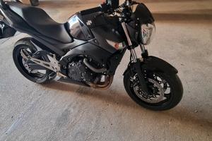 Suzuki GSR 600 - 2009