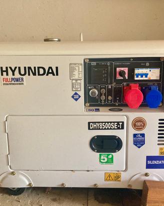 Generatore Hyundai Diesel DHY8500SE-T come nuovo