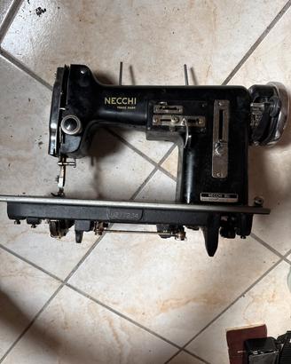 Macchina per cucire NECCHI BU serie nova