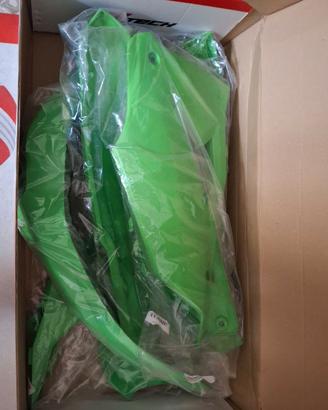 Plastiche ĶXF 450/250 2019 nuove €50 +ss