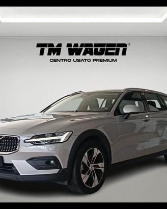 VOLVO V60 Cross Country B4 (d) AWD automatico Core