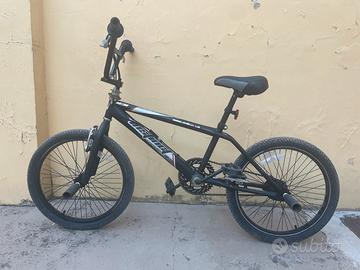BMX MBM – Con Pegs e Manubrio Giro 360°