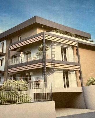 Appartamento di 133 m² con 4 locali e box auto dop