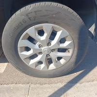 cerchi e gomma dacia Duster da 16 pollici 