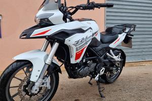 Benelli TRK 251 - 2022