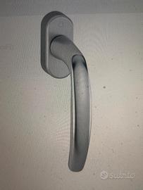 10 maniglie finestra in alluminio 