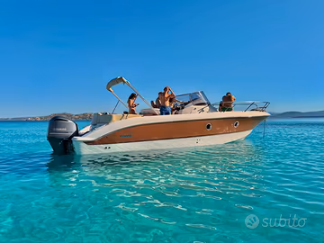 Barca a motore 10 metri Sessa Key Largo 30”
