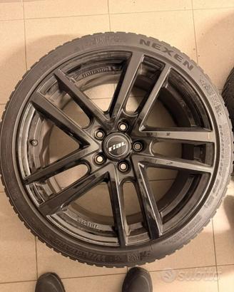Cerchi e gomme invernali 18” Real 5x114,3 Hyundai
