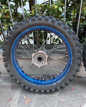 Cerchi gommati yzf 450