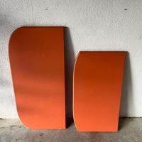 2 pianali sagomati in MDF e laccati