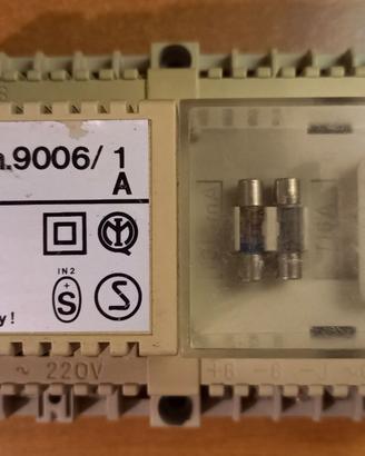 URMET Sch. 9006/1A Alimentatore per Citofono