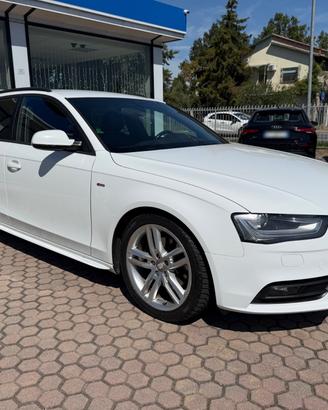 Audi A4 Avant 2.0 TDI 177CV s-line interno/esterno