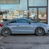 Cerchi in lega da 19 pollici Audi tt