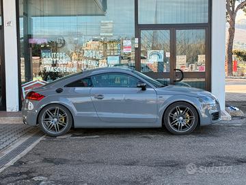 Cerchi in lega da 19 pollici Audi tt