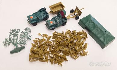 Soldatini HONG KONG - JAPAN ARMY con jeep militari
