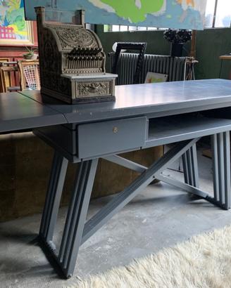 Tavolo tipo console