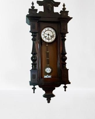 Orologio a pendolo antico da parete in legno 