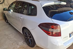 Laguna 2.0 dCi 175 CV – 162.000 km