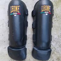 Parastinchi con parapiedi Leone