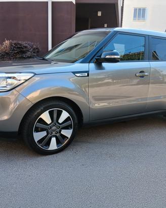 Kia Soul 1.6 CRDi You Design tua a € 199 mese