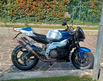 Aprilia tuono 1000r v2 new 