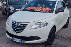 Lancia Ypsilon 1.3 MJT 95cv 5 porte S&S Elefantino