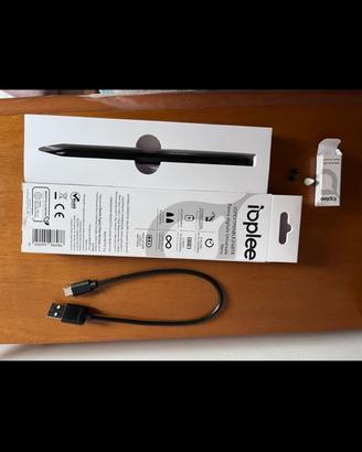 Universal Pencil Ioplee