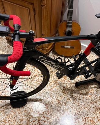 Wilier 101 air + garmin + rullo elite