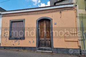 Casa singola con garage a Linguaglossa
