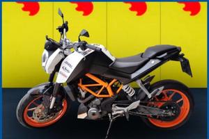 KTM 390 Duke Garantita e Finanziabile