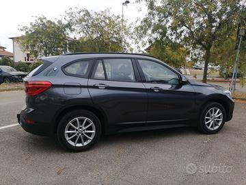 BMW X1 SDRIVE 16D