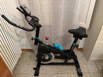 Cyclette nuova da casa – mai usata, display LCD