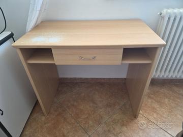 Scrivania in Legno