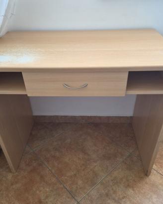 Scrivania in Legno