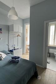 Camera con terrazza e bagno privato