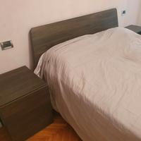 Letto matrimoniale Novamobili e comodini 