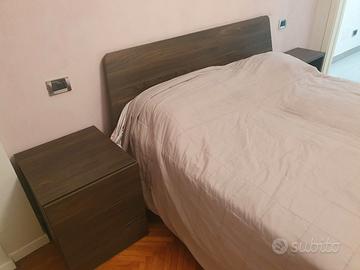 Letto matrimoniale Novamobili e comodini 