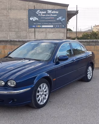 Jaguar X-Type 2.5 V6 24V cat Executive
