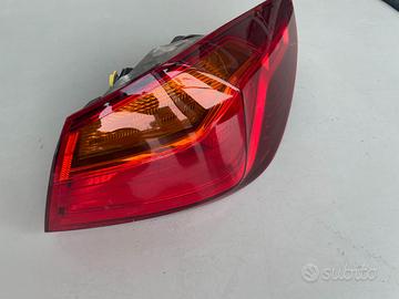 FANALE POSTERIORE DESTRO BMW SERIE 1 116 118 120