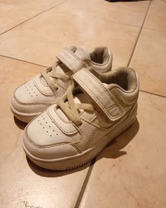 Champion Sneakers