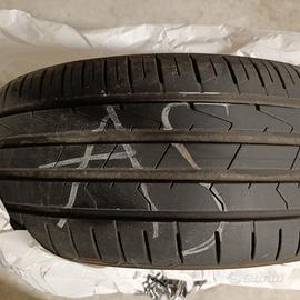 Gomme auto estive