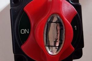 interruttore staccabatteria mini rotativo ma