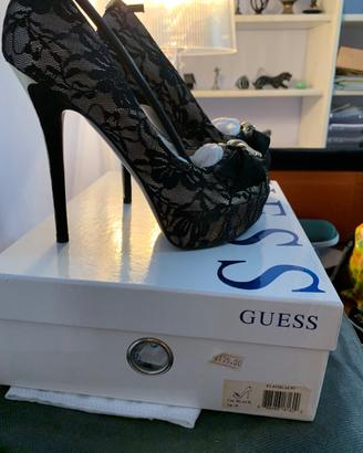 Scarpe con tacco marca Guess