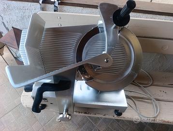 Affettatrice a gravità professionale Omega 350mm